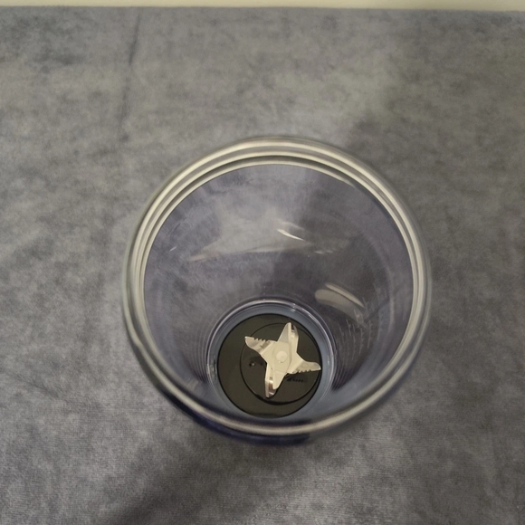 BlendJet Portable Blender in Black - Picture 3 of 9